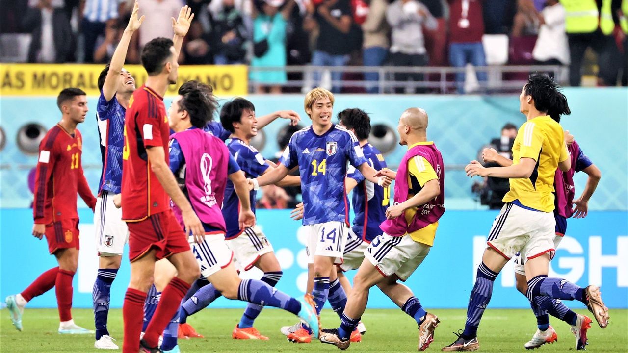 手感回暖！唐斯半场7中2仅拿6分&第三节独拿11分